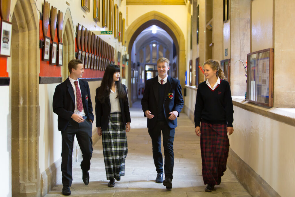 MountKelly sixth form friends